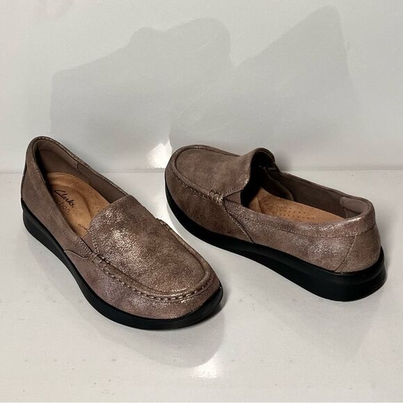 Clarks Ellowyn Lux Leather/Textile Slip-Ons - Picture 3 of 7
